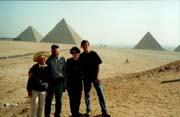 Мы на фоне Великих пирамид Гизы