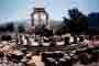 Так называемый Толос - круглый храм в Дельфах